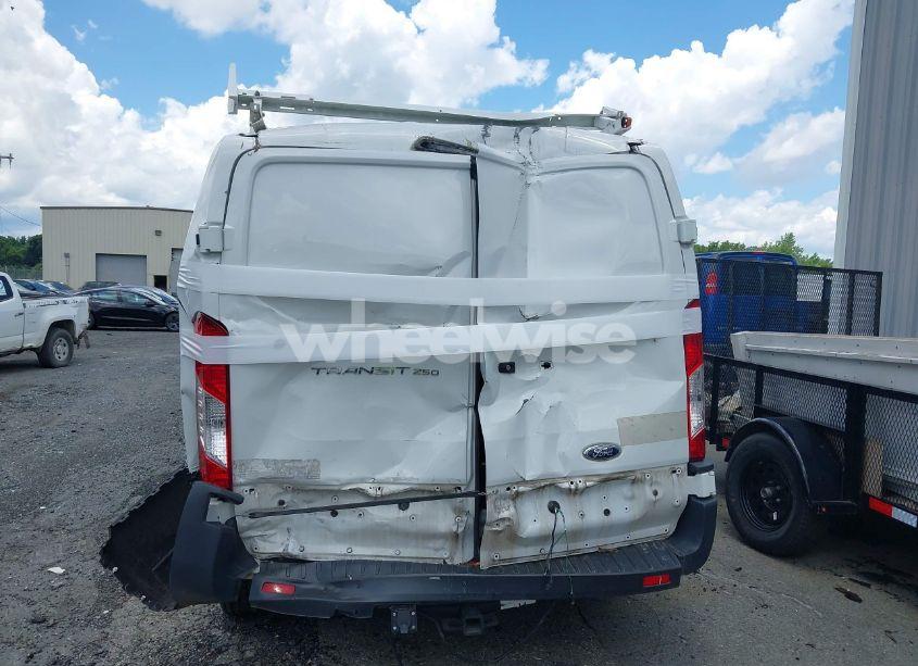 Photo 16 of 2020 Ford Transit-250 N/A (VIN 1FTBR1Y86LKA35522)