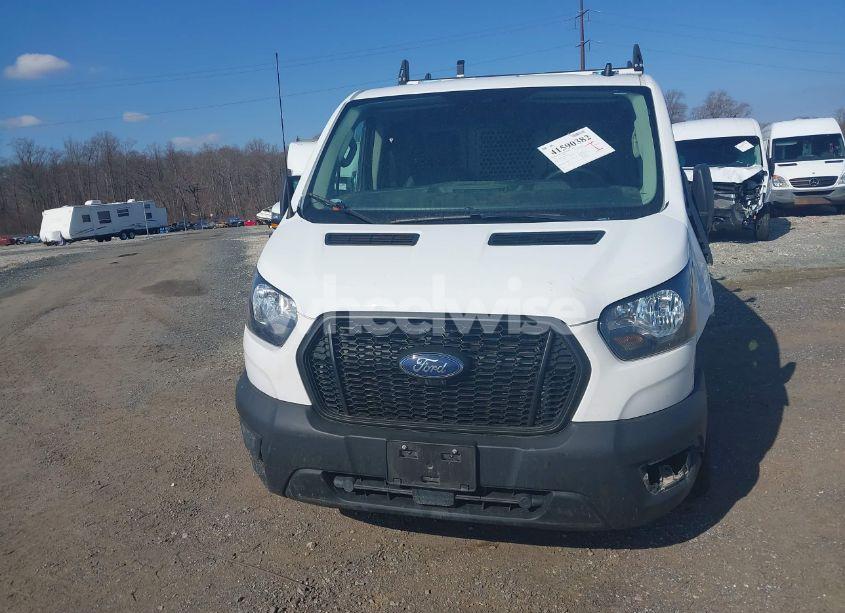 Photo 12 of 2022 Ford Transit-250 N/A (VIN 1FTBR1Y86NKA36446)