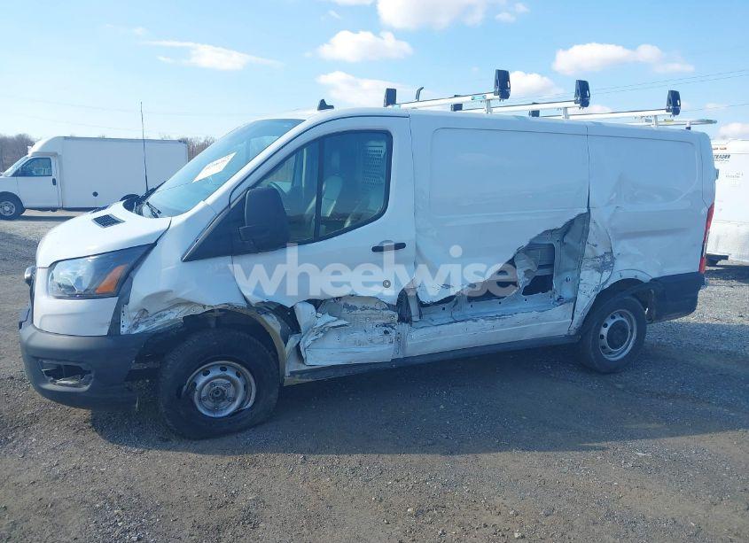 Photo 6 of 2022 Ford Transit-250 N/A (VIN 1FTBR1Y86NKA36446)
