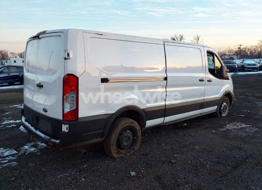 Photo 4 of 2021 Ford Transit-250 (VIN 1FTBR1Y89MKA76373)