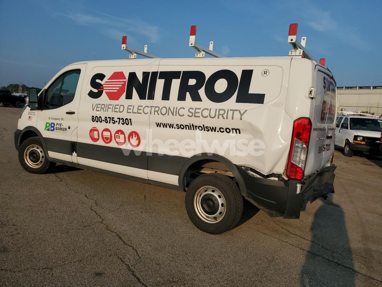 Photo 2 of 2023 FORD TRANSIT T-250 (VIN 1FTBR1Y89PKB85372)