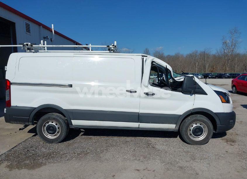 Photo 13 of 2020 Ford Transit-250 N/A (VIN 1FTBR1Y8XLKA84383)