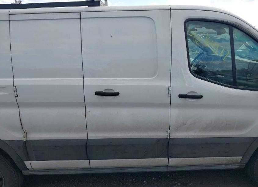 Photo 13 of 2022 Ford Transit-250 CARGO VAN (VIN 1FTBR1YG6NKA84259)