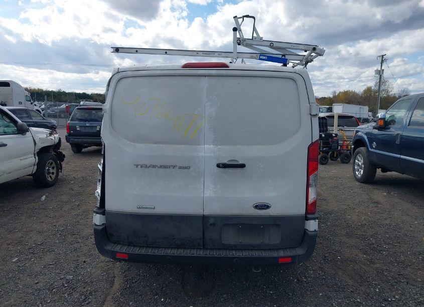 Photo 16 of 2022 Ford Transit-250 CARGO VAN (VIN 1FTBR1YG6NKA84259)