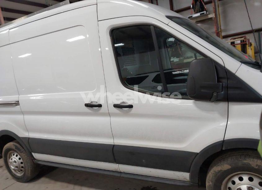 Photo 13 of 2020 Ford Transit-250 N/A (VIN 1FTBR2C84LKA08946)