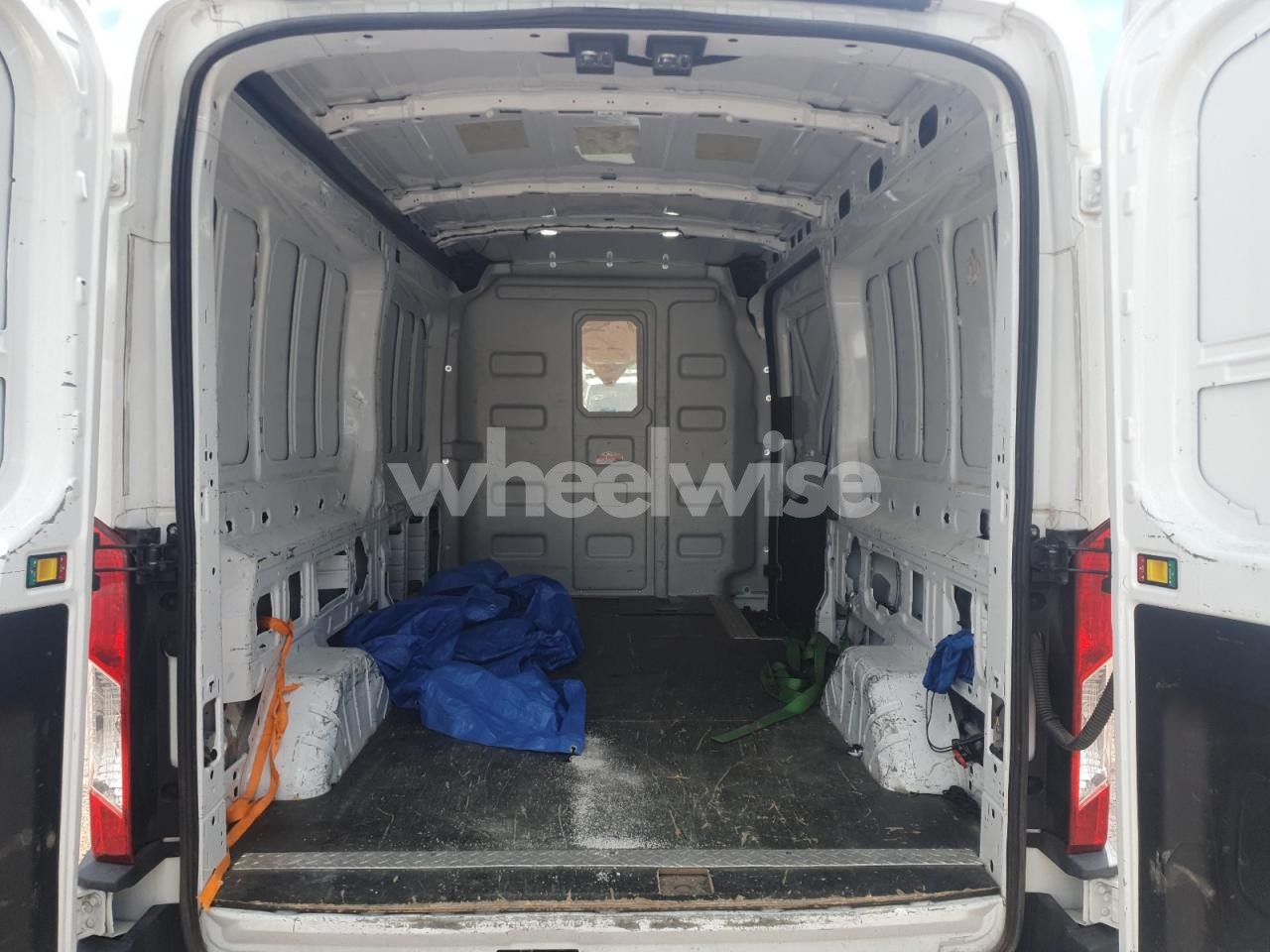 Photo 10 of 2021 FORD TRANSIT T-250 (VIN 1FTBR2CG7MKA66798)