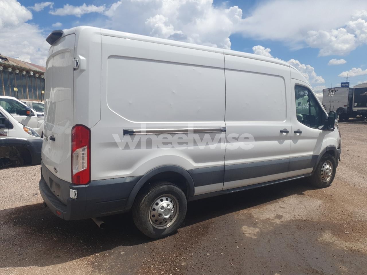 Photo 3 of 2021 FORD TRANSIT T-250 (VIN 1FTBR2CG7MKA66798)