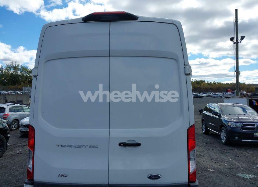 Photo 16 of 2022 Ford Transit-250 CARGO VAN (VIN 1FTBR3U85NKA64529)