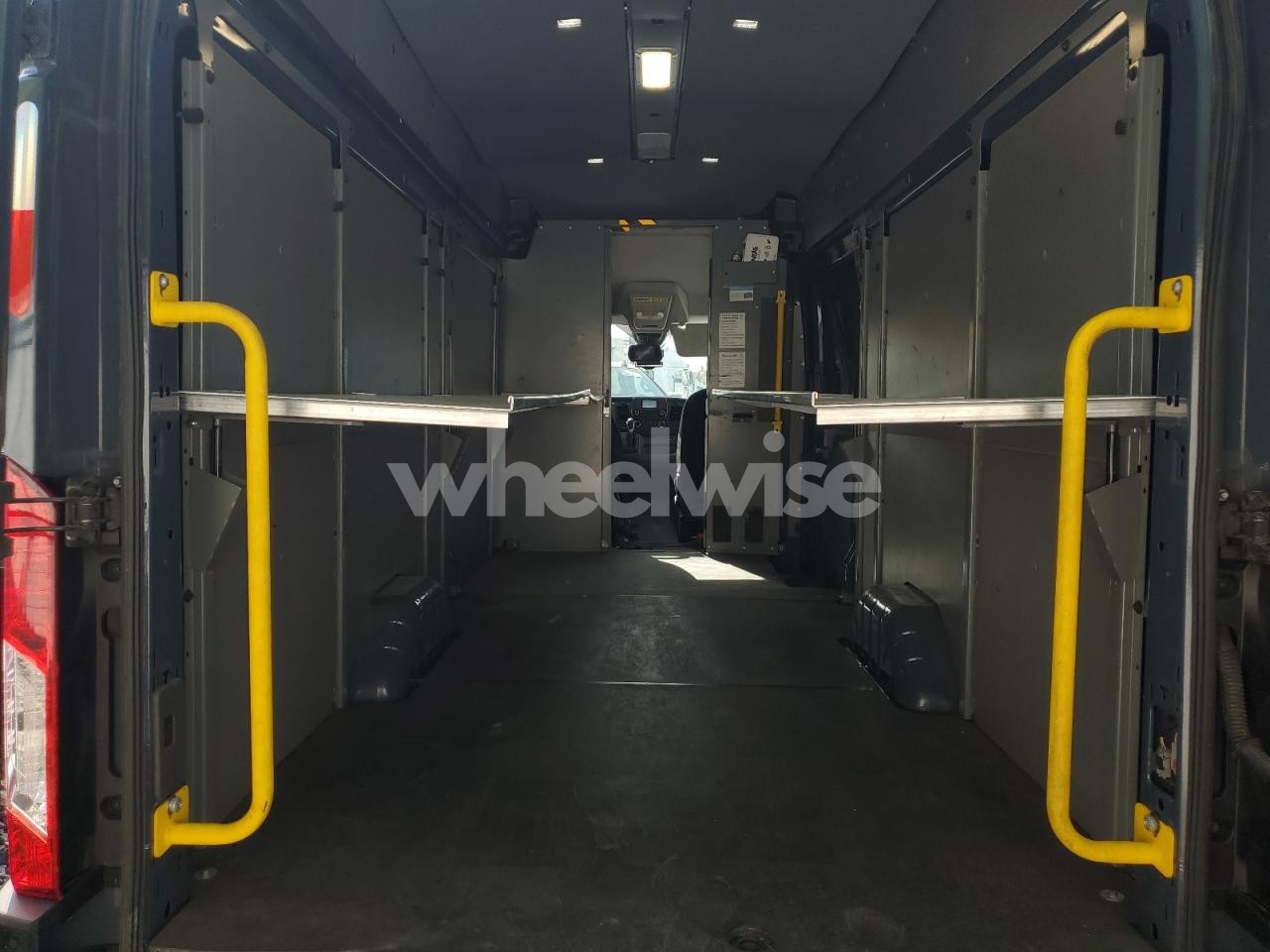 Photo 10 of 2020 FORD TRANSIT T-250 (VIN 1FTBR3X80LKB04282)