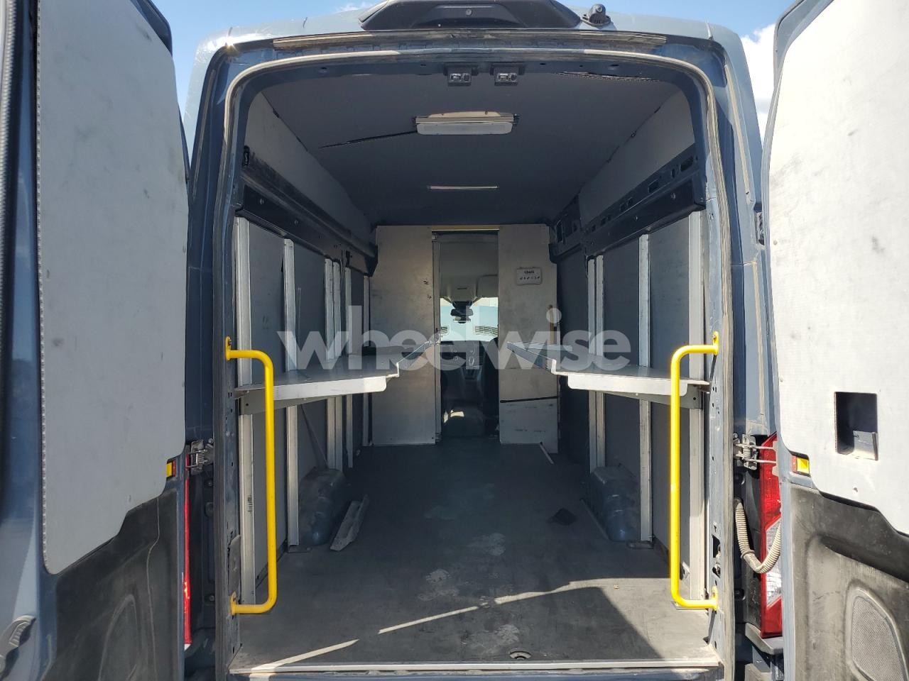 Photo 10 of 2021 FORD TRANSIT T-250 (VIN 1FTBR3X80MKA76811)