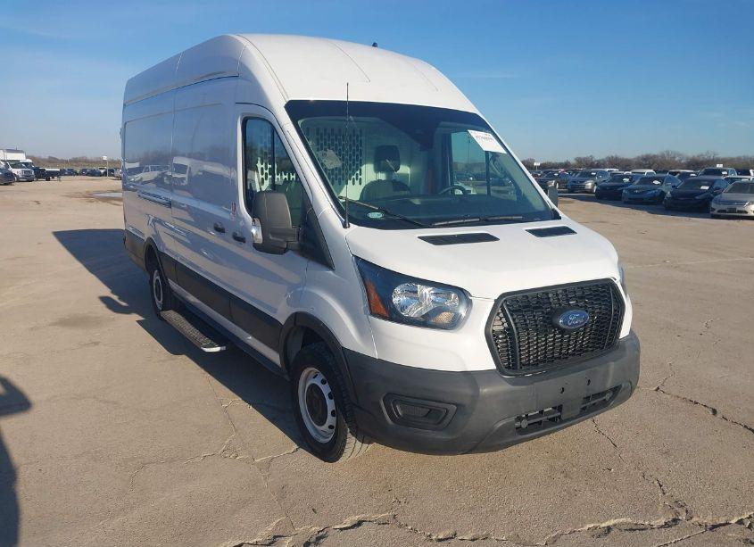2022 Ford Transit-250 CARGO VAN (VIN 1FTBR3X80NKA65812) main photo