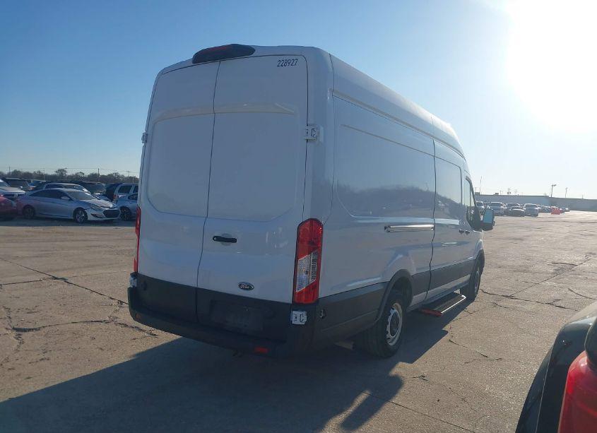 Photo 4 of 2022 Ford Transit-250 CARGO VAN (VIN 1FTBR3X80NKA65812)