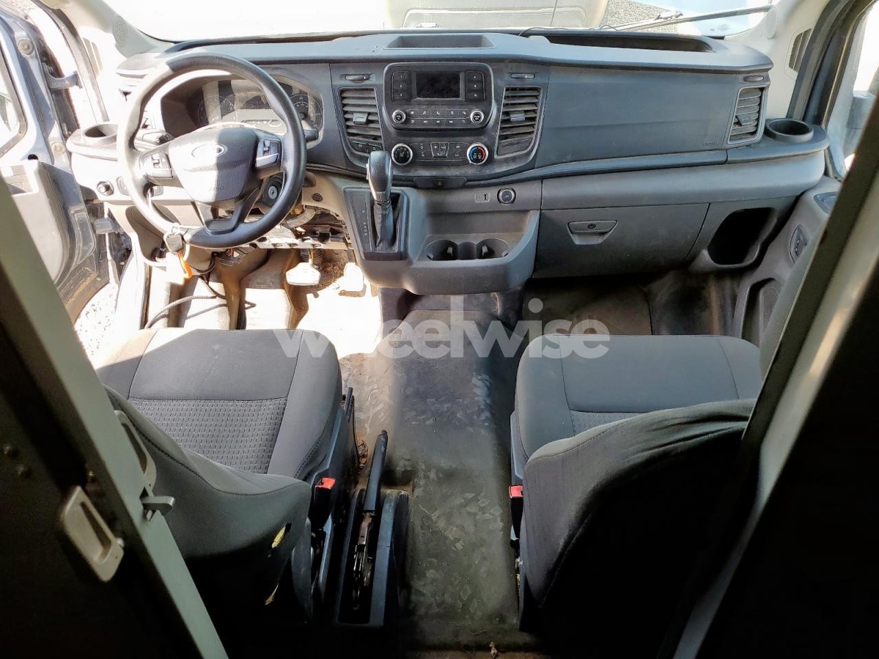 Photo 8 of 2020 FORD TRANSIT T-250 (VIN 1FTBR3X81LKA18656)