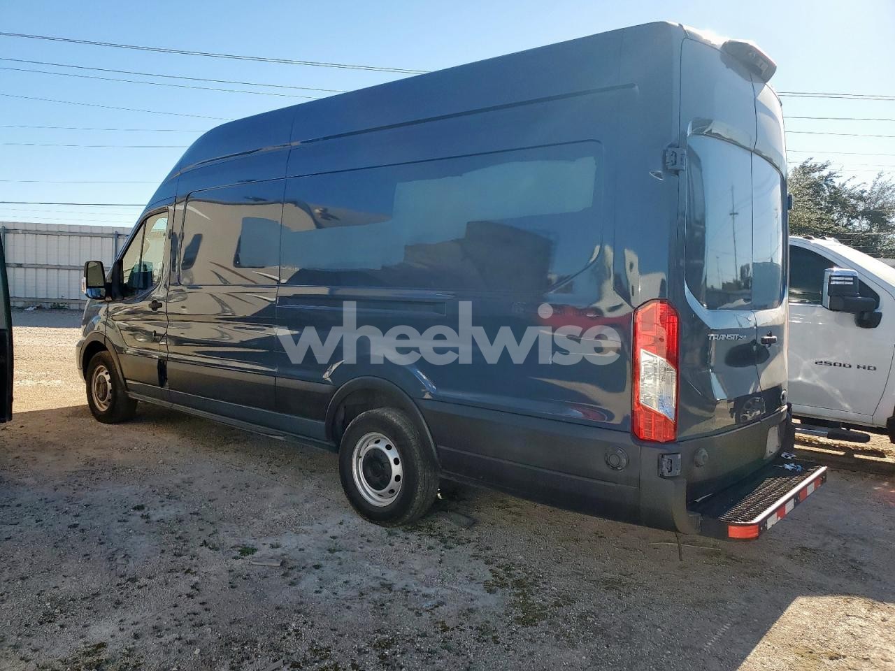 Photo 2 of 2020 FORD TRANSIT T-250 (VIN 1FTBR3X82LKB27398)