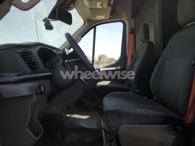 Photo 3 of 2020 FORD TRANSIT T-250 (VIN 1FTBR3X83LKA47723)