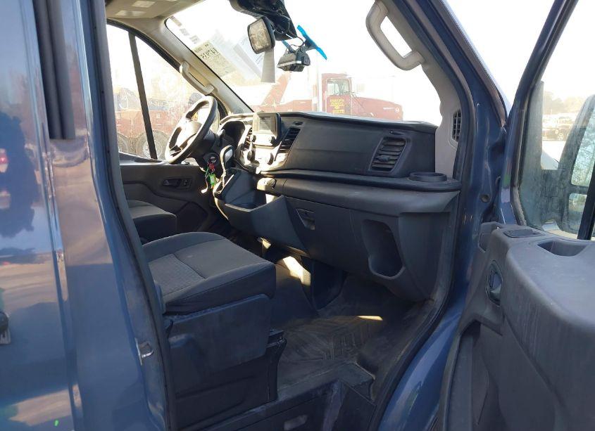 Photo 5 of 2020 Ford Transit-250 CARGO VAN (VIN 1FTBR3X83LKA48113)