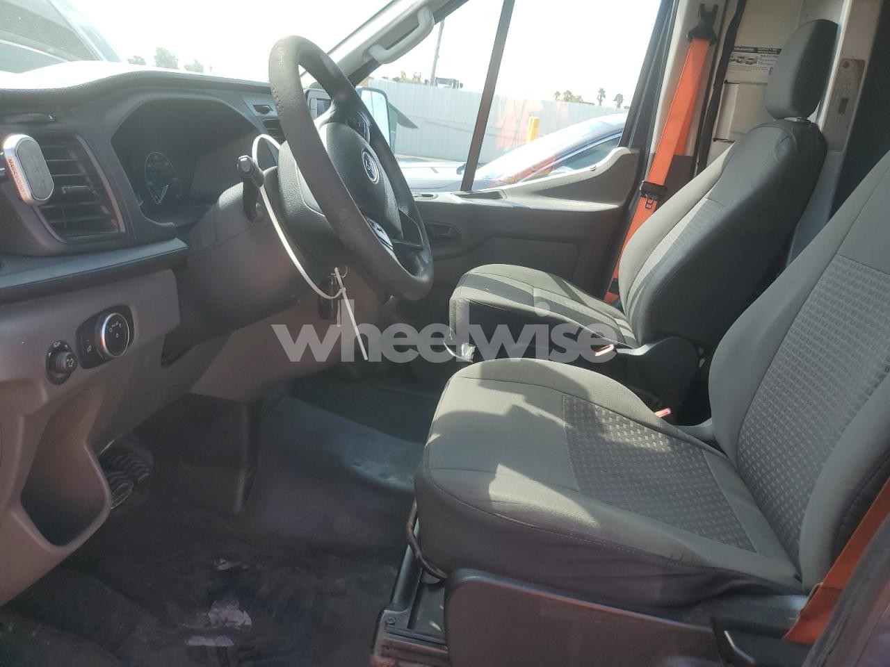 Photo 7 of 2020 FORD TRANSIT T-250 (VIN 1FTBR3X83LKA86974)