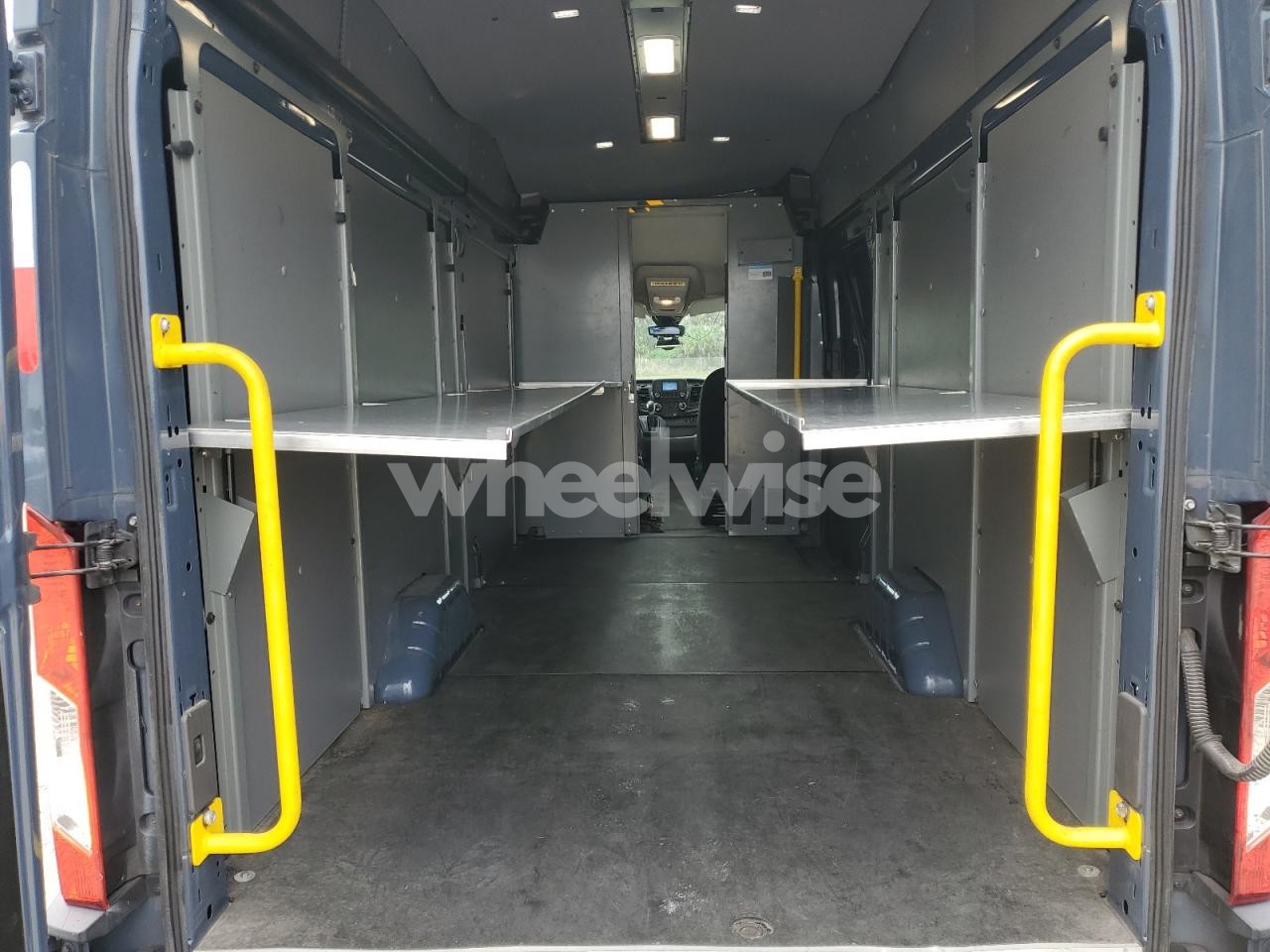 Photo 10 of 2020 FORD TRANSIT T-250 (VIN 1FTBR3X83LKB04888)