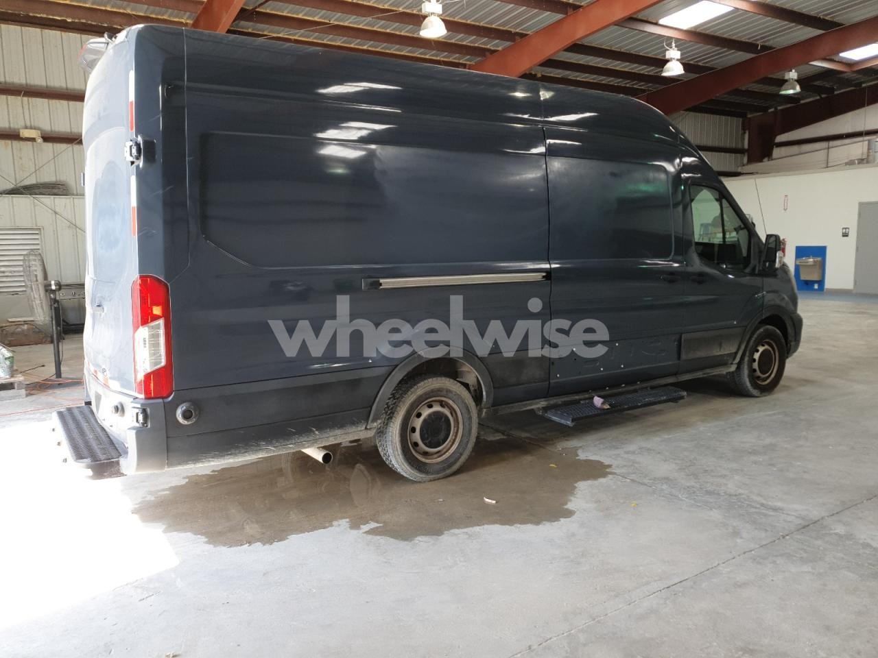 Photo 3 of 2020 FORD TRANSIT T-250 (VIN 1FTBR3X83LKB04888)