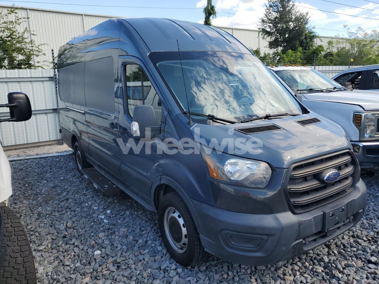 Photo 4 of 2020 FORD TRANSIT T-250 (VIN 1FTBR3X84LKA47939)