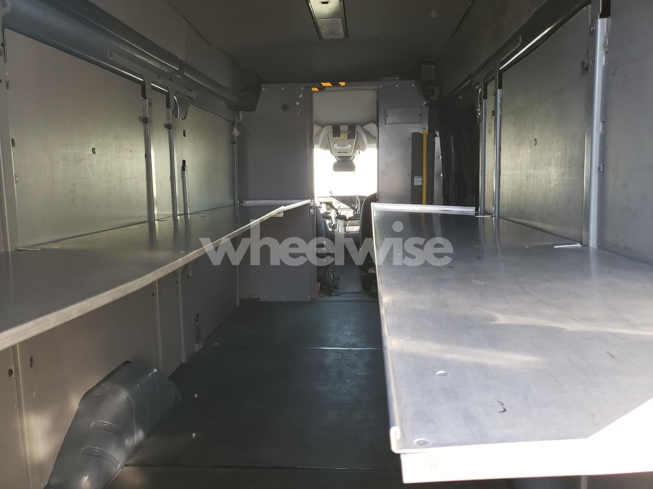 Photo 10 of 2020 FORD TRANSIT T-250 (VIN 1FTBR3X84LKA56527)