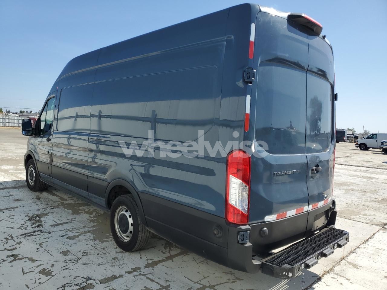 Photo 2 of 2020 FORD TRANSIT T-250 (VIN 1FTBR3X84LKB04057)