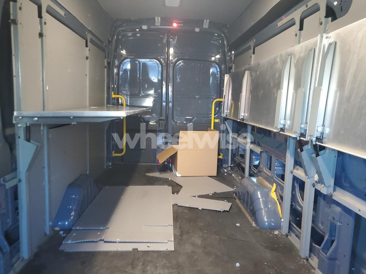 Photo 10 of 2020 FORD TRANSIT T-250 (VIN 1FTBR3X84LKB04303)