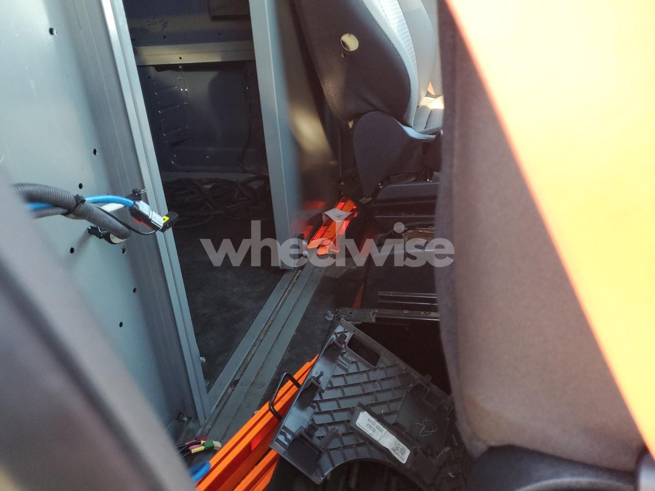 Photo 11 of 2020 FORD TRANSIT T-250 (VIN 1FTBR3X84LKB04303)