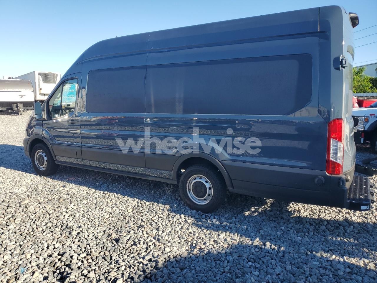 Photo 2 of 2020 FORD TRANSIT T-250 (VIN 1FTBR3X84LKB04303)