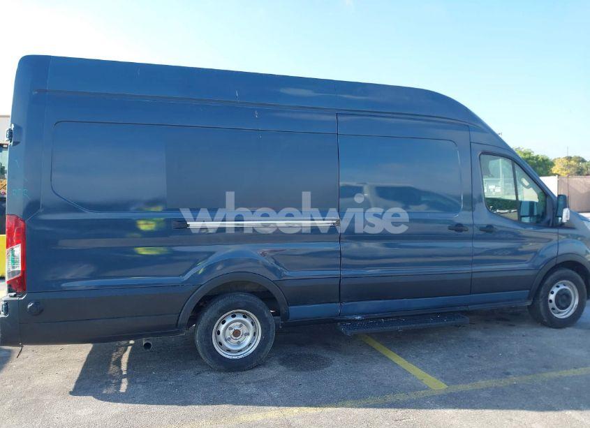Photo 13 of 2020 Ford Transit-250 CARGO VAN (VIN 1FTBR3X85LKB04164)