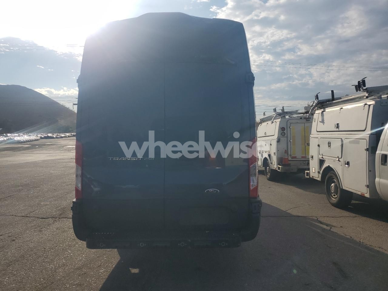 Photo 6 of 2020 FORD TRANSIT T-250 (VIN 1FTBR3X86LKA18765)