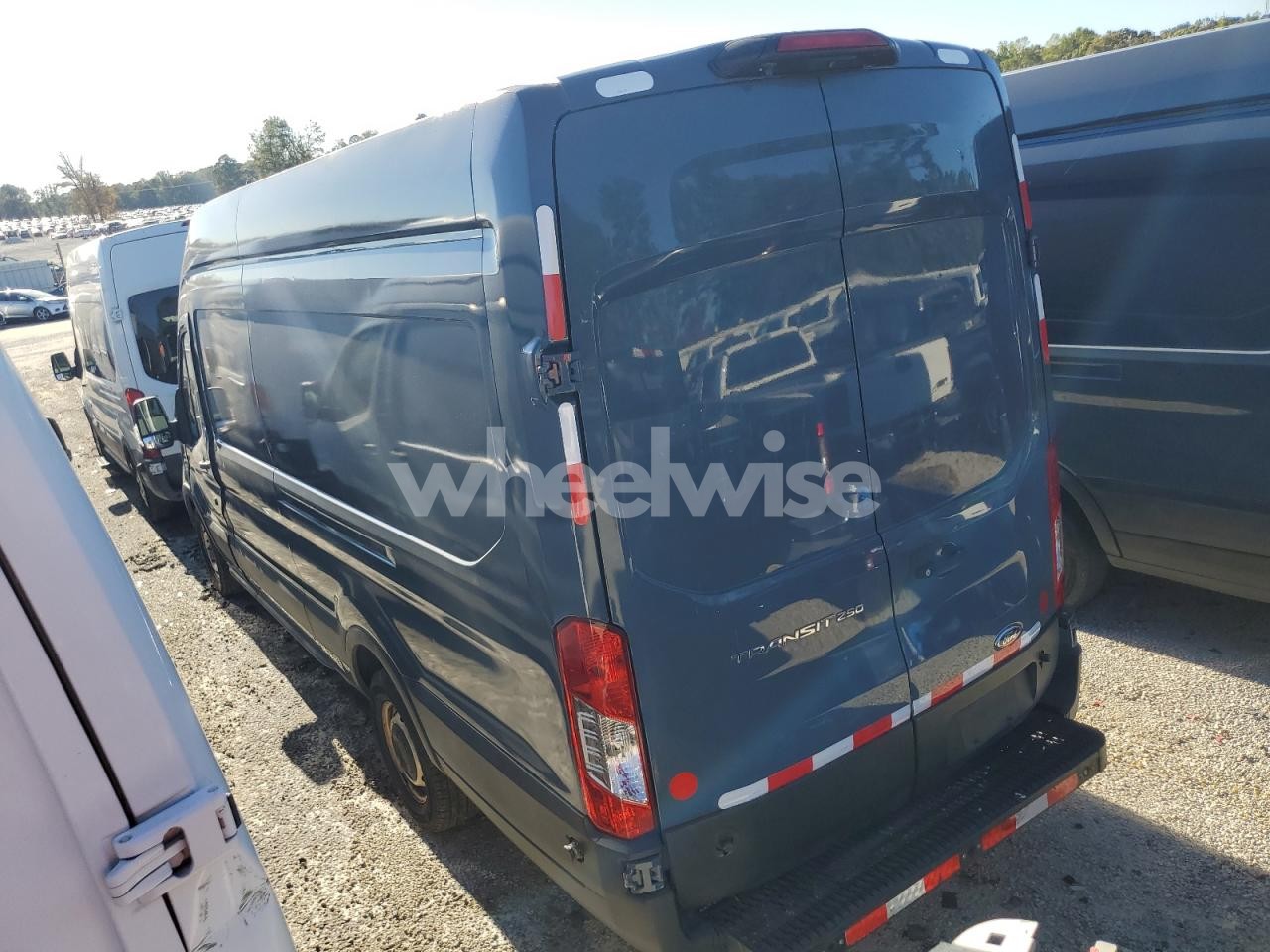 Photo 2 of 2020 FORD TRANSIT T-250 (VIN 1FTBR3X86LKB27808)