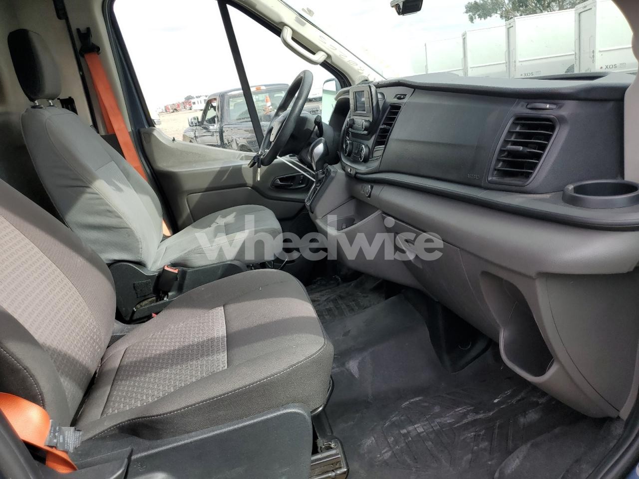 Photo 11 of 2020 FORD TRANSIT T-250 (VIN 1FTBR3X87LKA55923)