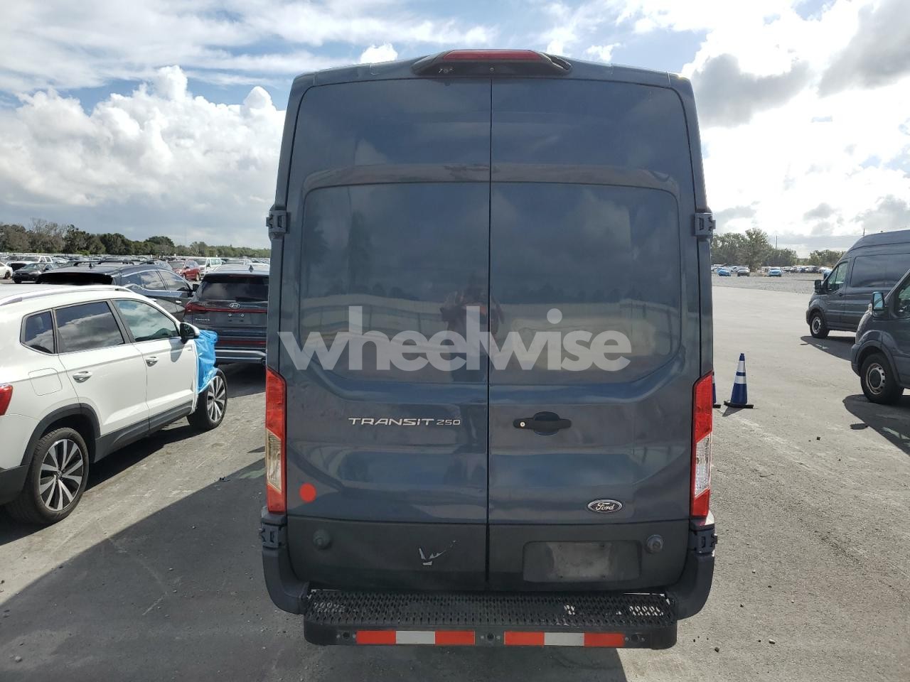 Photo 6 of 2020 FORD TRANSIT T-250 (VIN 1FTBR3X87LKA86461)