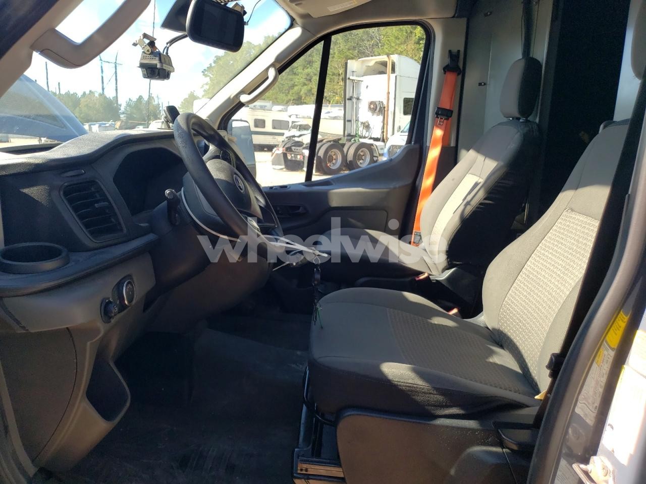 Photo 7 of 2020 FORD TRANSIT T-250 (VIN 1FTBR3X87LKA87528)