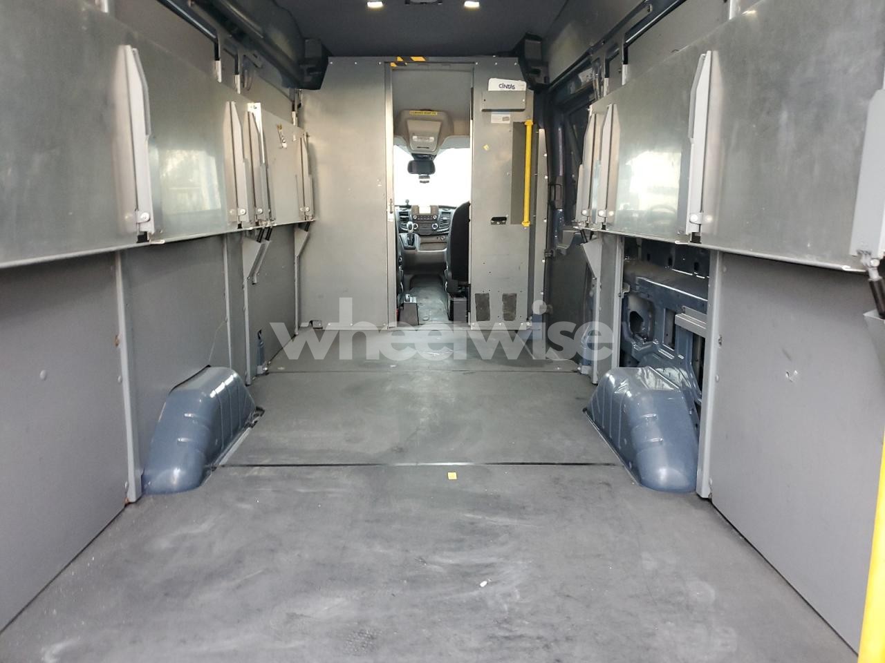 Photo 10 of 2020 FORD TRANSIT T-250 (VIN 1FTBR3X88LKB04322)