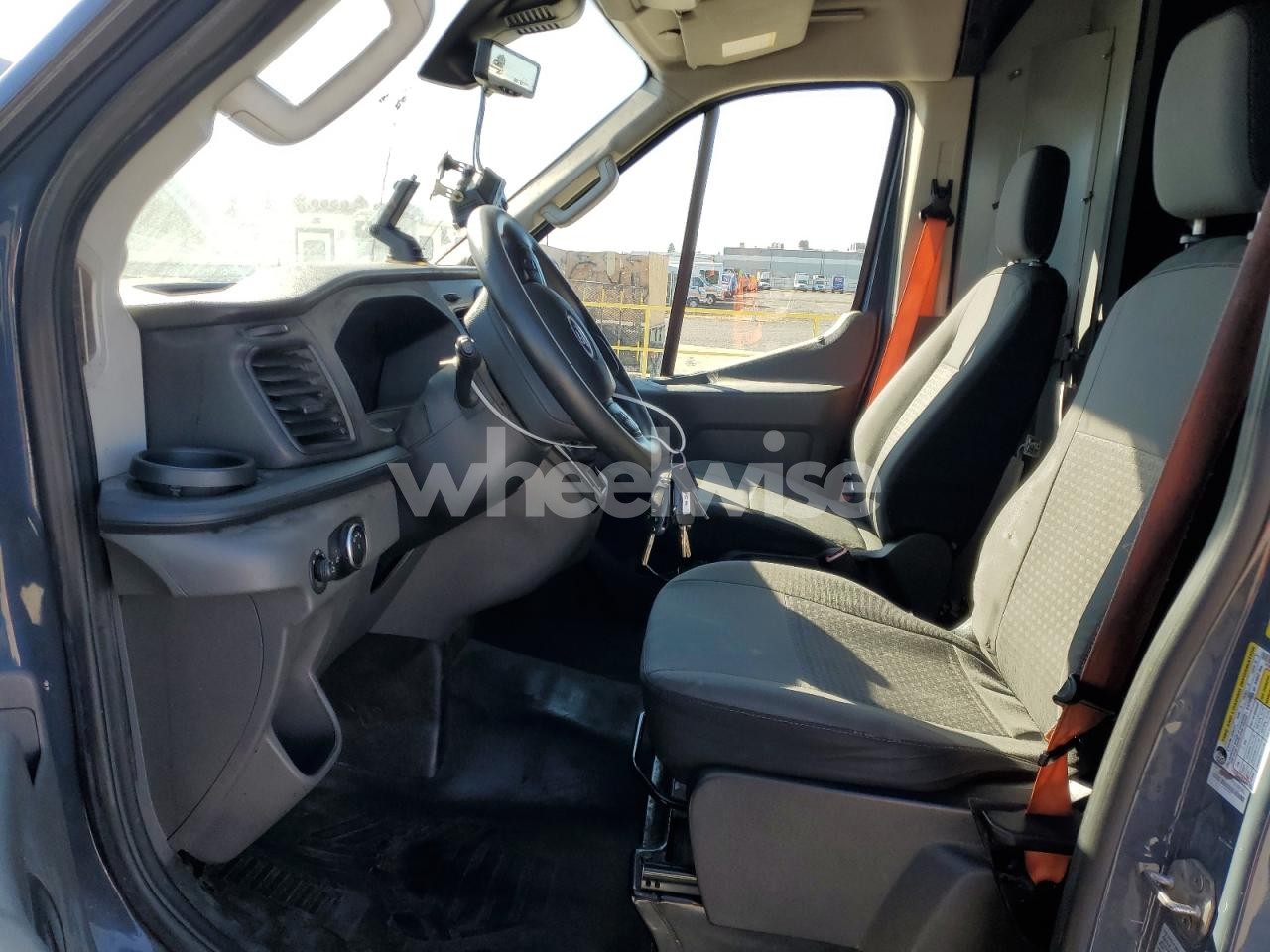 Photo 7 of 2020 FORD TRANSIT T-250 (VIN 1FTBR3X88LKB27664)