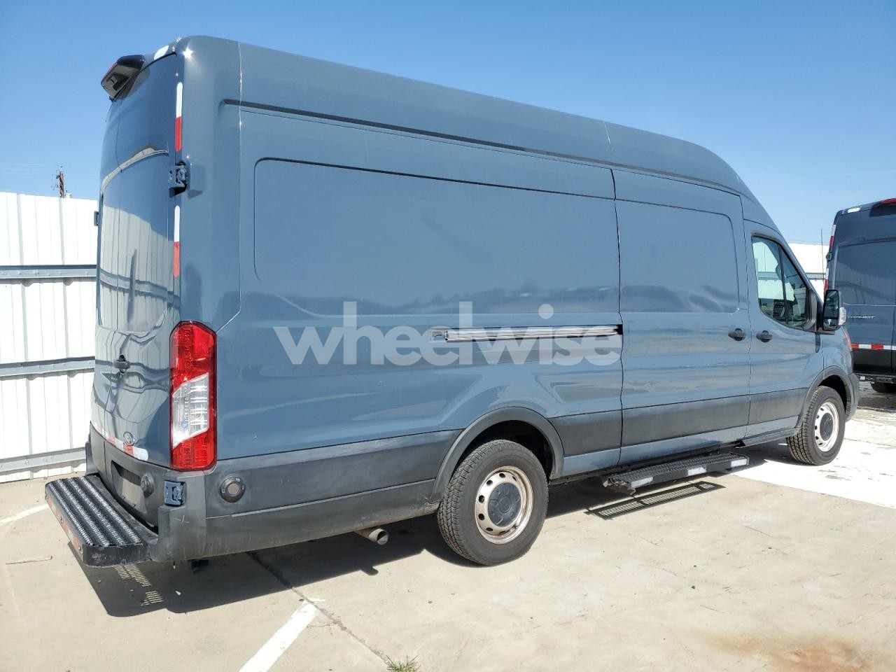 Photo 3 of 2020 FORD TRANSIT T-250 (VIN 1FTBR3X89LKA55910)
