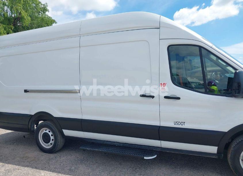 Photo 13 of 2022 Ford Transit-250 CARGO VAN (VIN 1FTBR3X89NKA23915)
