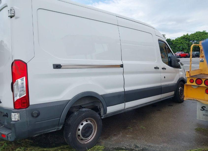 Photo 4 of 2018 Ford Transit-350 (VIN 1FTBW2CM1JKA90525)