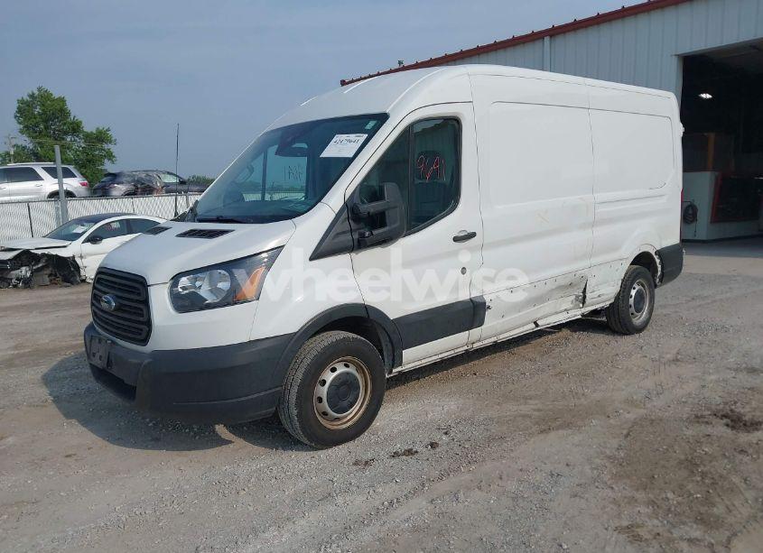 Photo 2 of 2019 Ford Transit-350 (VIN 1FTBW2CM1KKA40712)