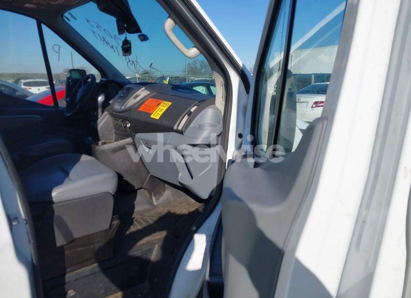 Photo 5 of 2019 Ford Transit-350 (VIN 1FTBW2CM5KKB73053)