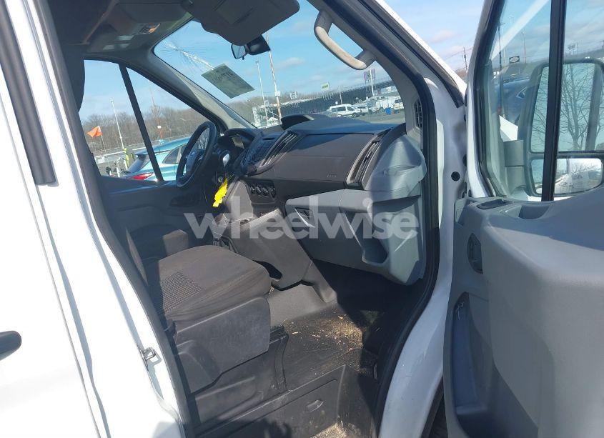 Photo 5 of 2019 Ford Transit-350 (VIN 1FTBW2CM7KKA69227)