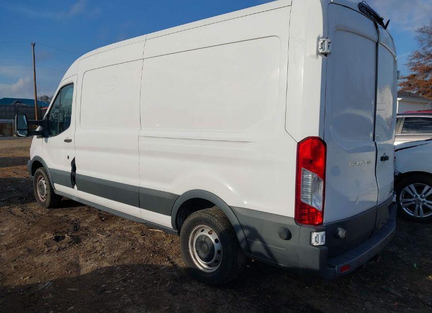 Photo 3 of 2018 Ford Transit-350 (VIN 1FTBW2CM8JKA80588)