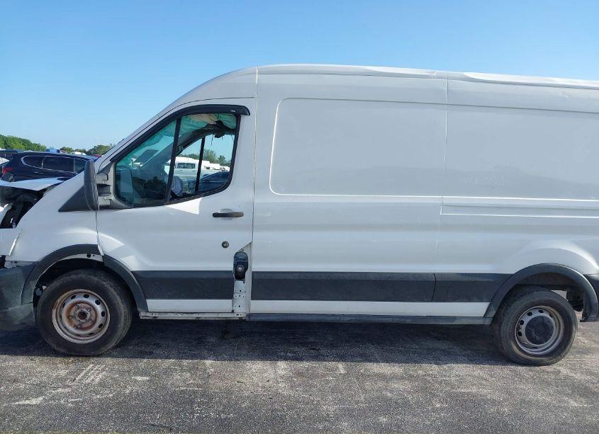 Photo 15 of 2019 Ford Transit-350 (VIN 1FTBW2CM8KKB43853)