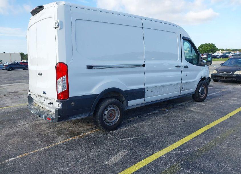 Photo 4 of 2019 Ford Transit-350 (VIN 1FTBW2CM8KKB43853)