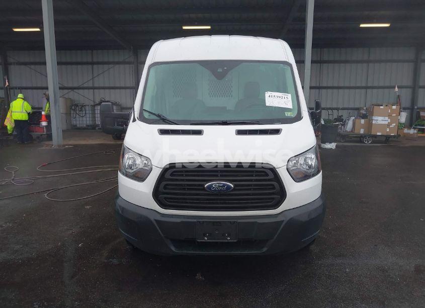 Photo 12 of 2018 Ford Transit-350 (VIN 1FTBW2CMXJKA90555)