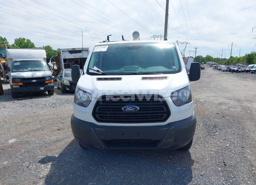 Photo 12 of 2019 Ford Transit-350 (VIN 1FTBW2YMXKKA24193)