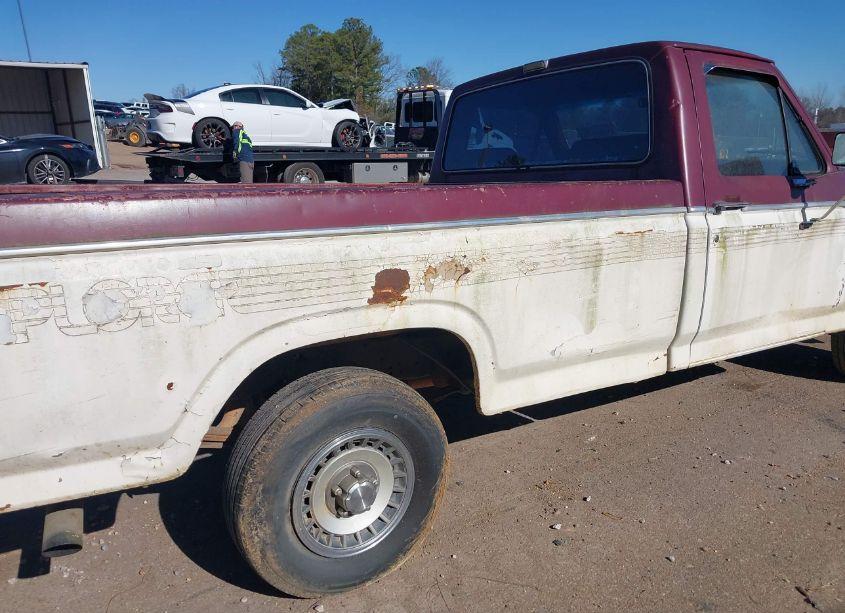 Photo 14 of 1983 Ford F100 (VIN 1FTCF10F6DNA09204)