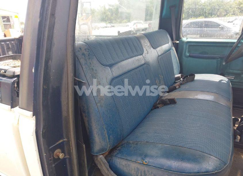 Photo 8 of 1983 Ford F100 (VIN 1FTCF10F8DNA60834)